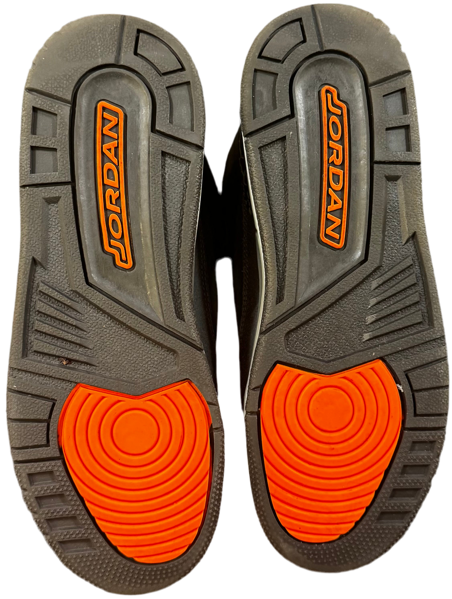 Preowned Jordan 3 Retro Fear (GS) Sz. 7y