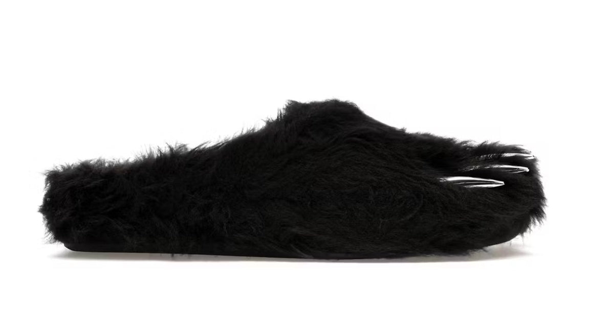 Bravest Studios Bear Claw Mule Slide (Black)