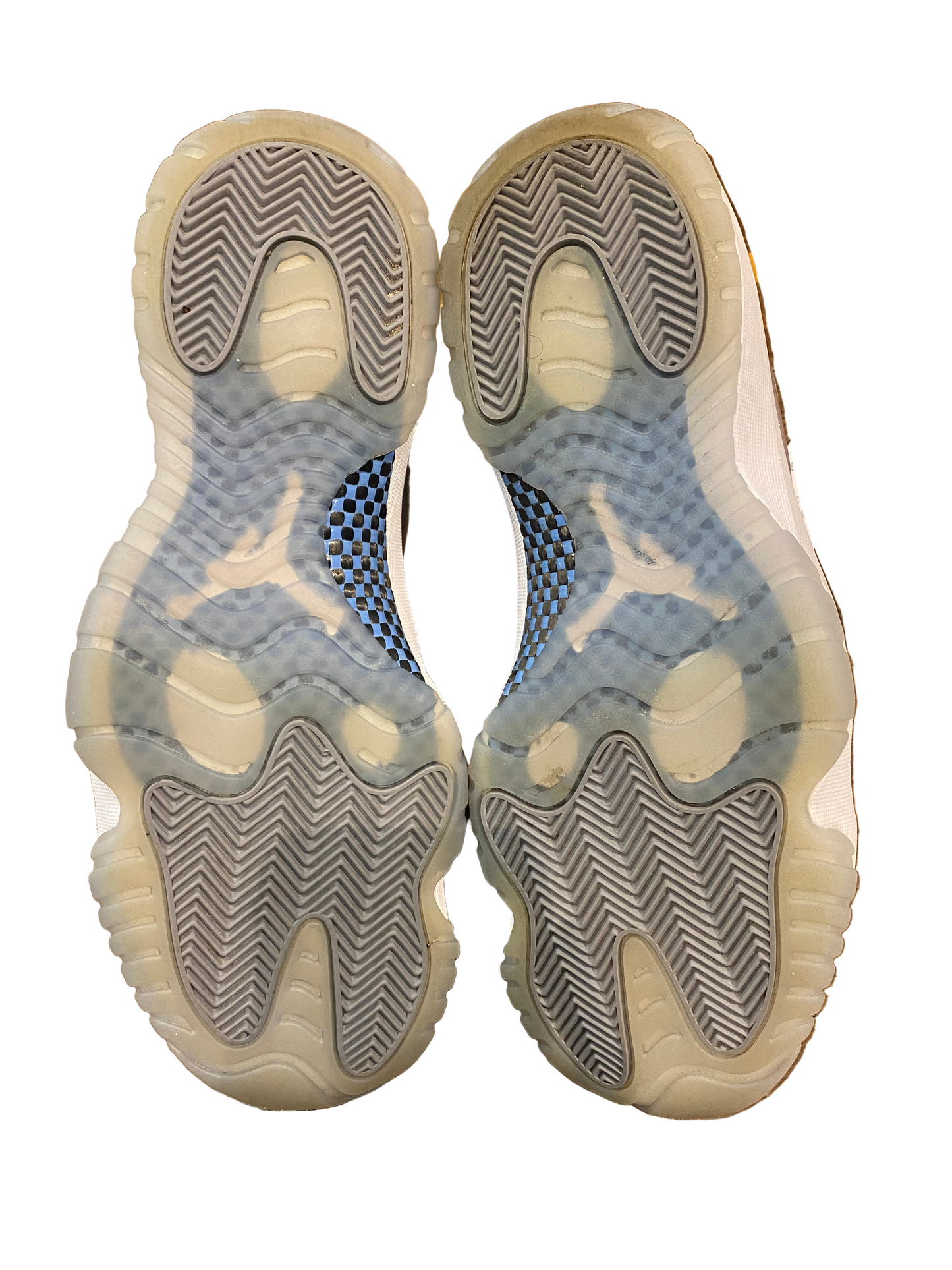 Preowned Jordan 11 Retro Low Cement Grey Sz. 12