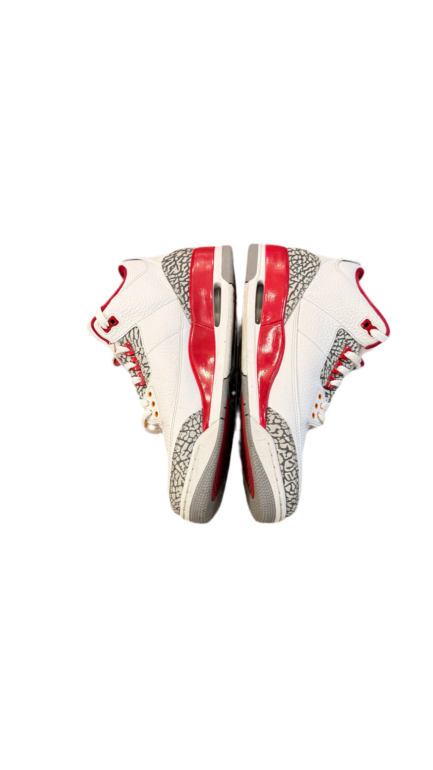 Preowned Jordan 3 Retro Cardinal Sz. 12