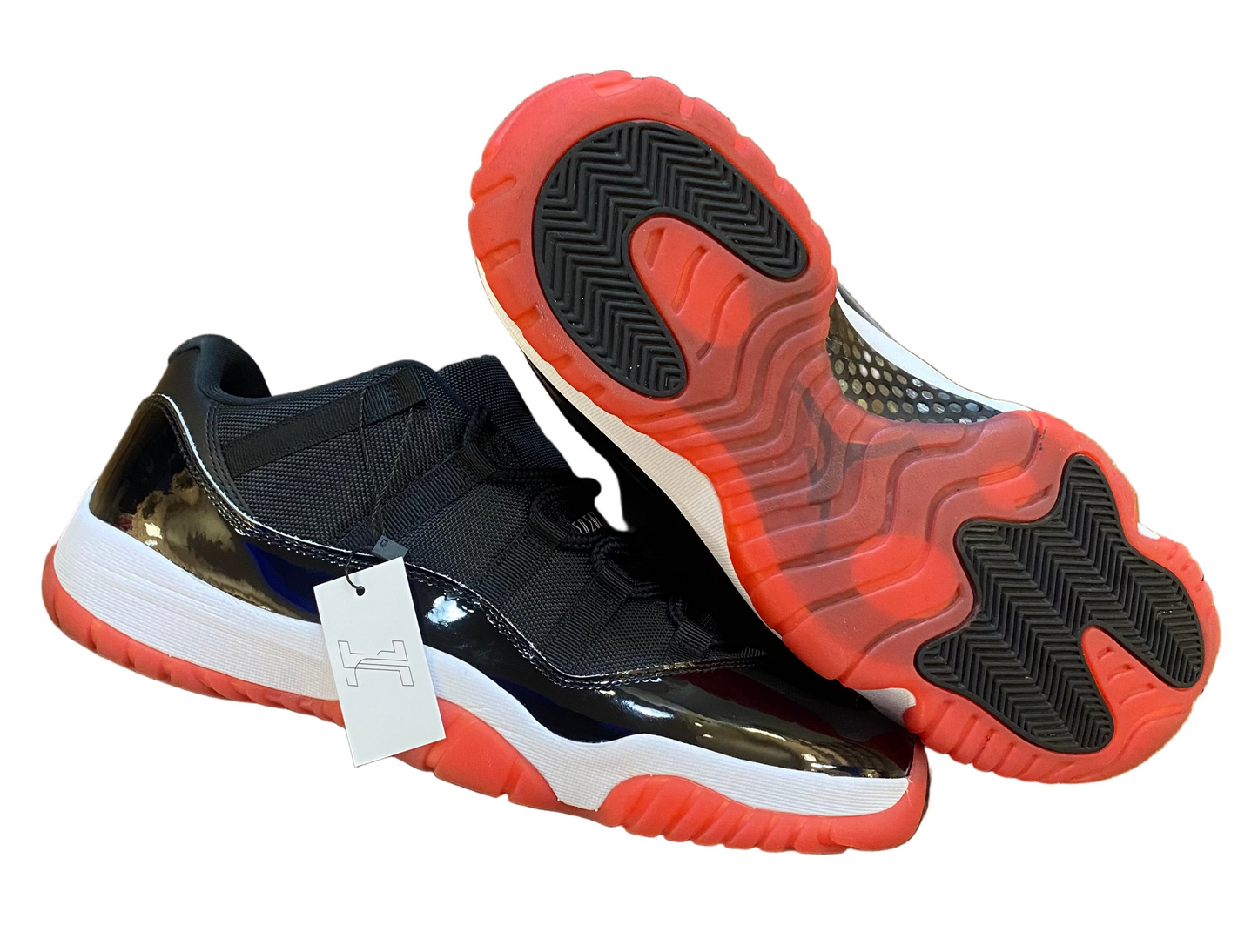 Preowned Jordan 11 Retro Low Bred (2025) Sz. 12m