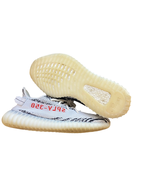 Preowned Yeezy 350 Zebra Sz. 12m