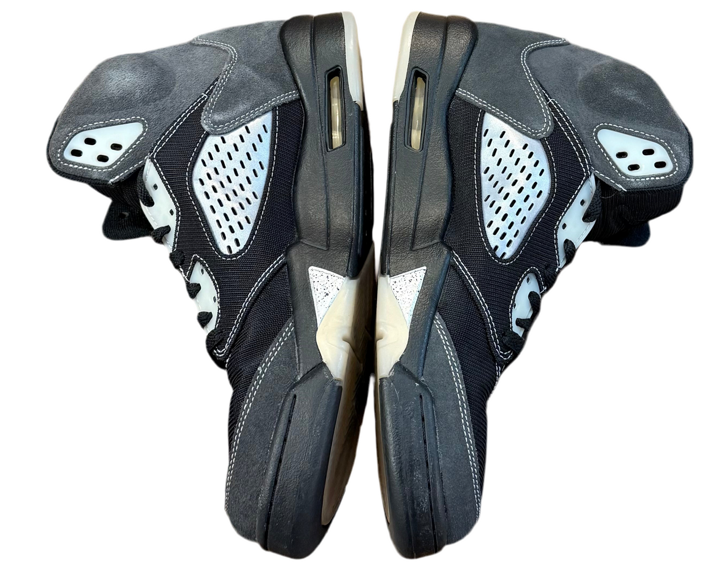 Preowned Jordan 5 Retro Anthracite Sz. 10.5