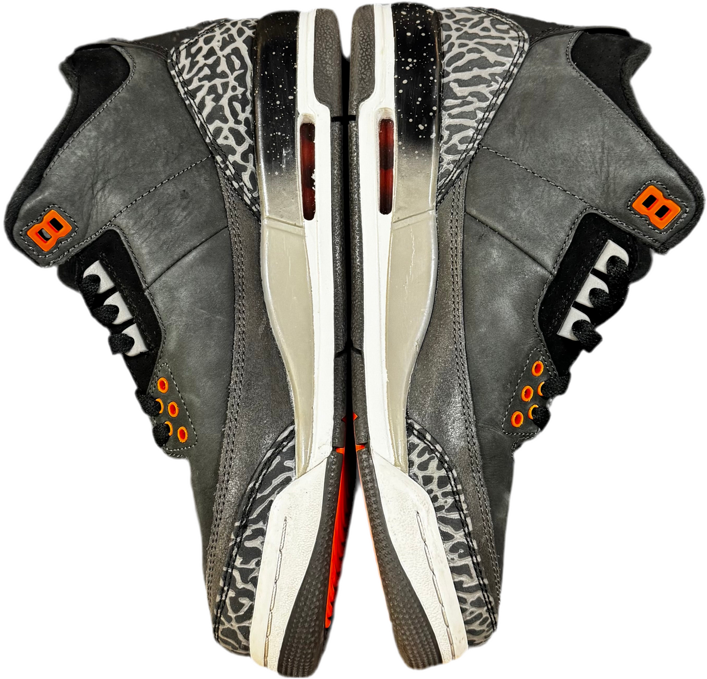 Preowned Jordan 3 Retro Fear (GS) Sz. 7y