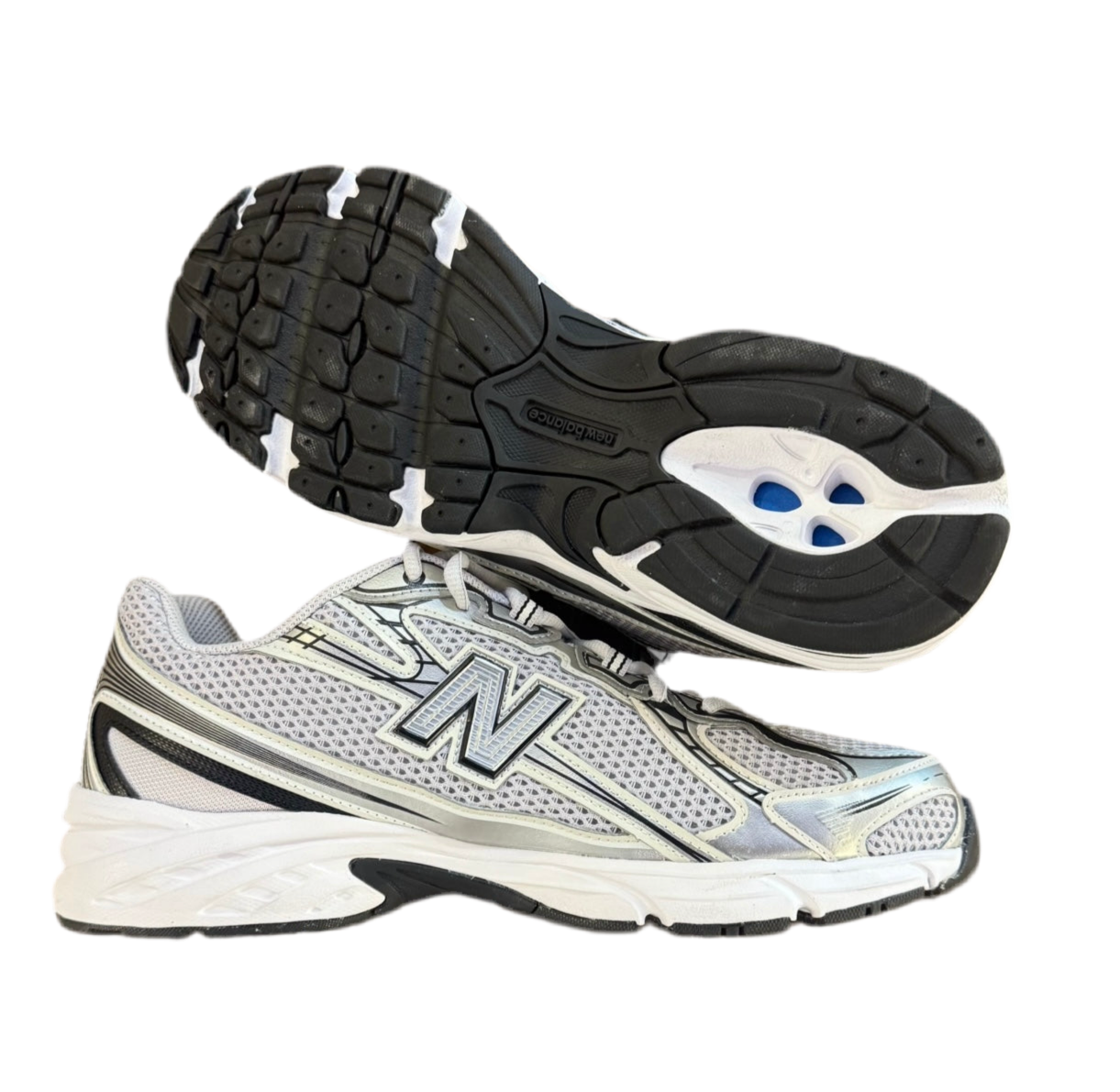 Preowned New Balance 740 Pearl Grey White Sz. 10.5m