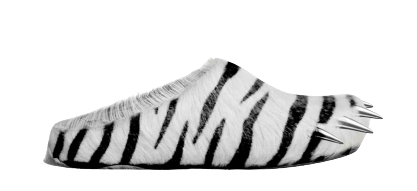 BRAVEST STUDIOS CLAW WHITE TIGER