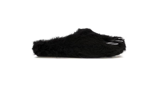 Bravest Studio Bear Claw Mule (Black)