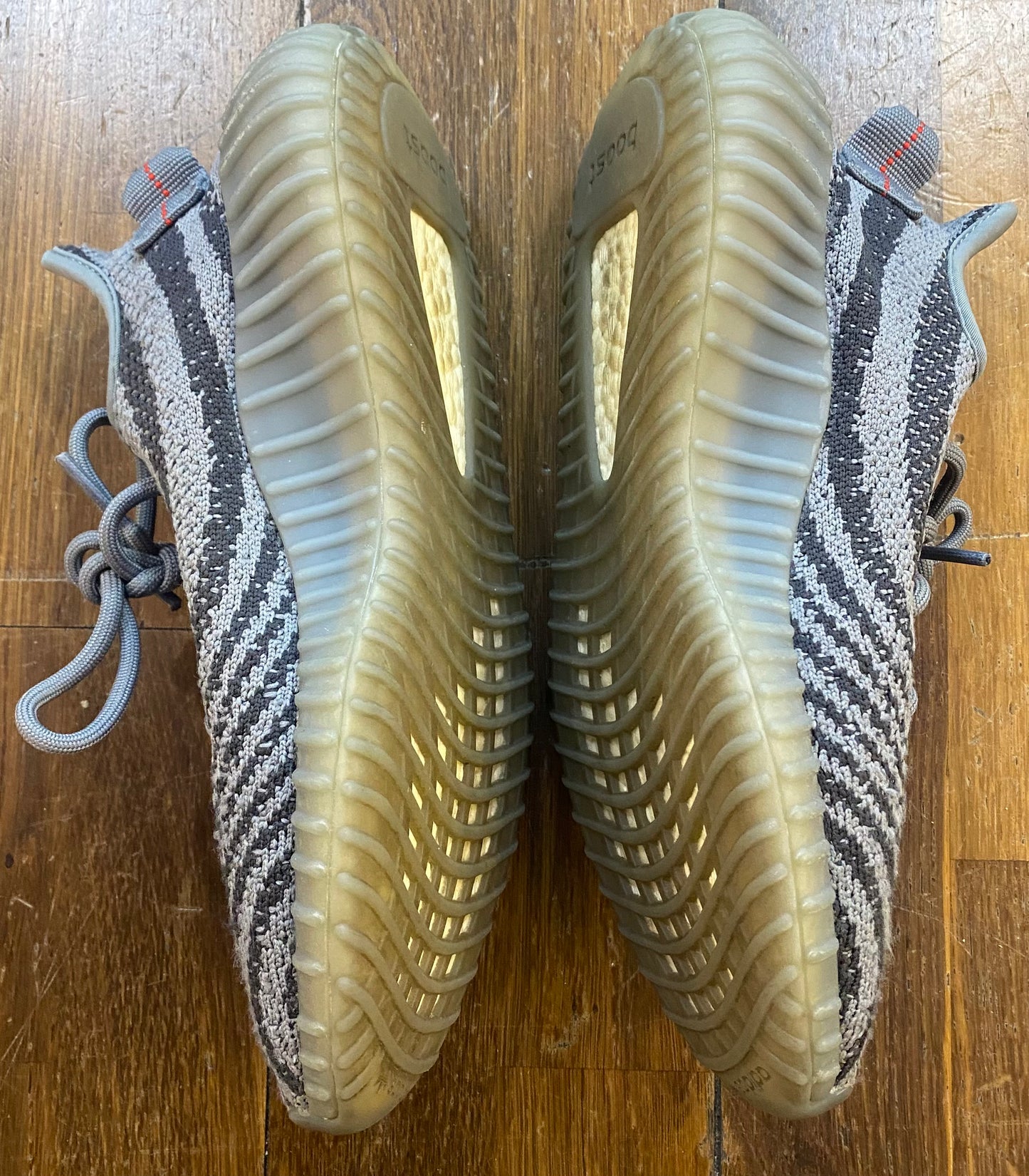 Preowned adidas Yeezy 350 V2 Beluga 2.0 Sz. 6.5y