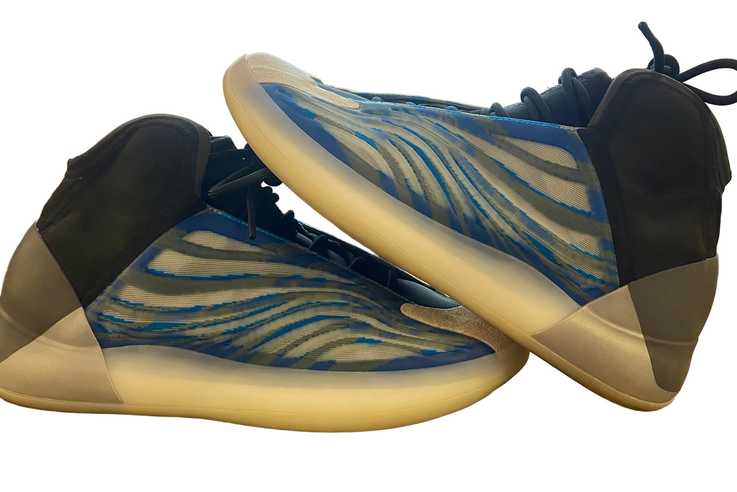 Preowned adidas Yeezy QNTM Frozen Blue sz. 12