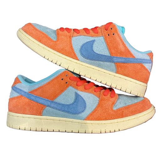 Preowned Nike SB Dunk Low Orange Emerald Rise Sz. 10.5