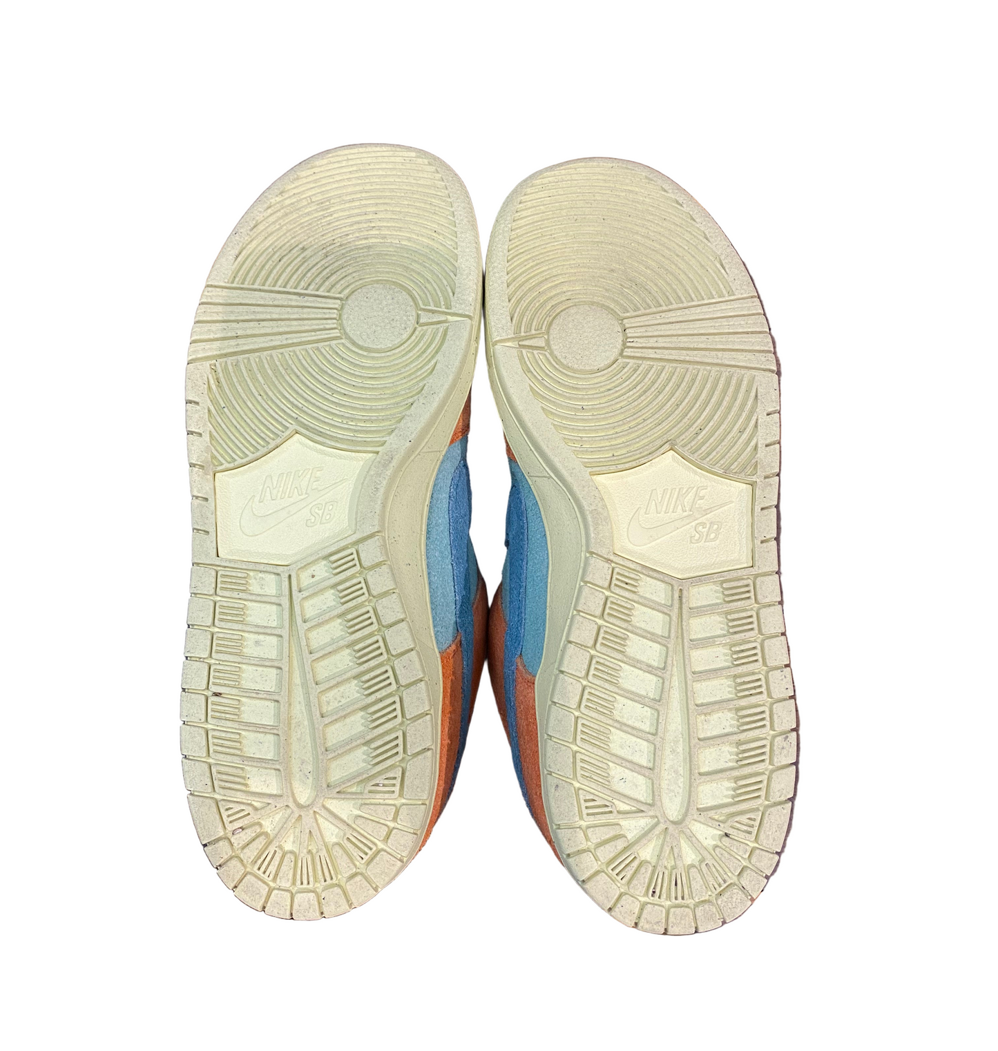 Preowned Nike SB Dunk Low Orange Emerald Rise Sz. 10.5