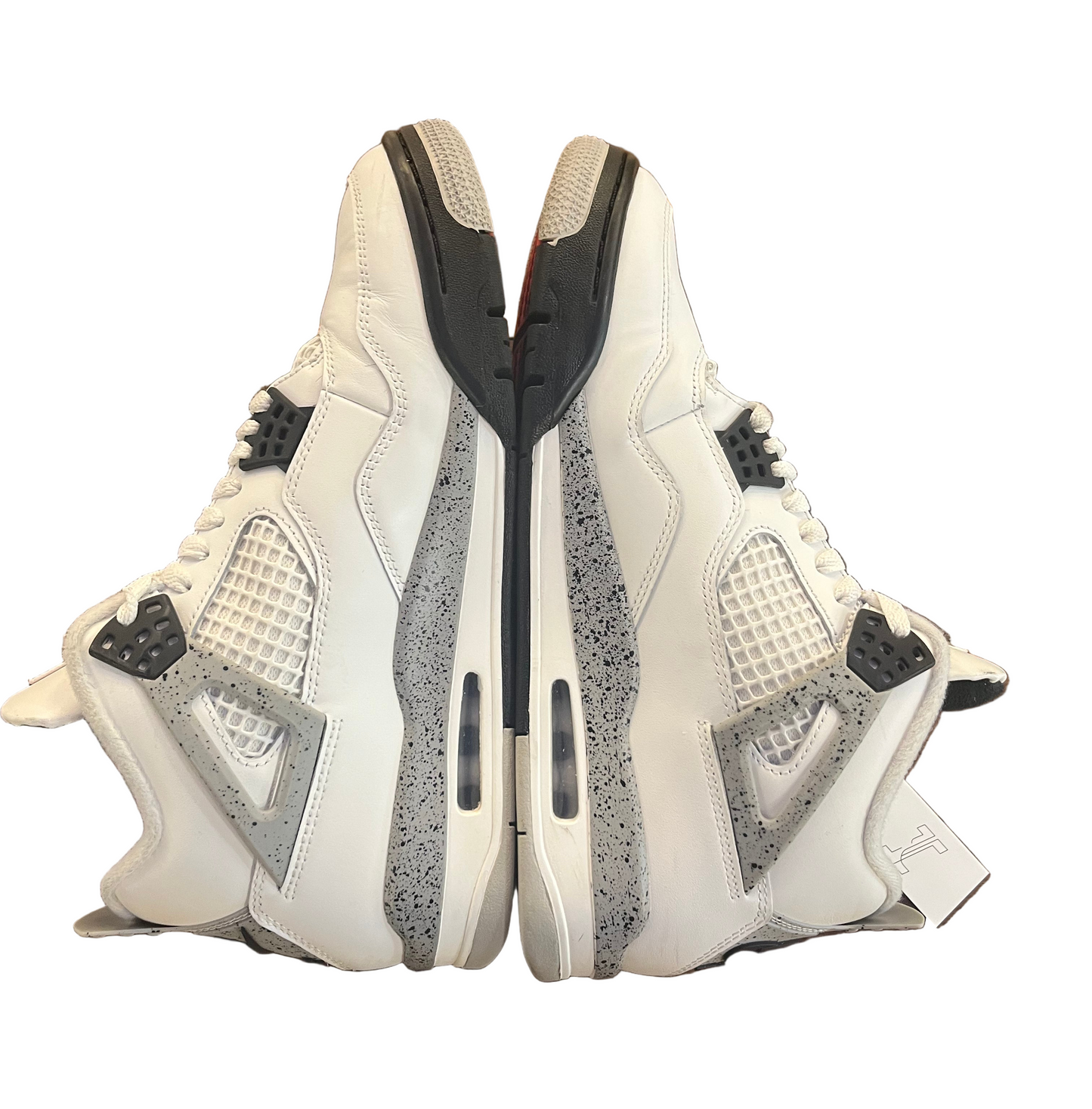 Preowned Jordan 4 Retro White Cement (2025) sz. 9.5