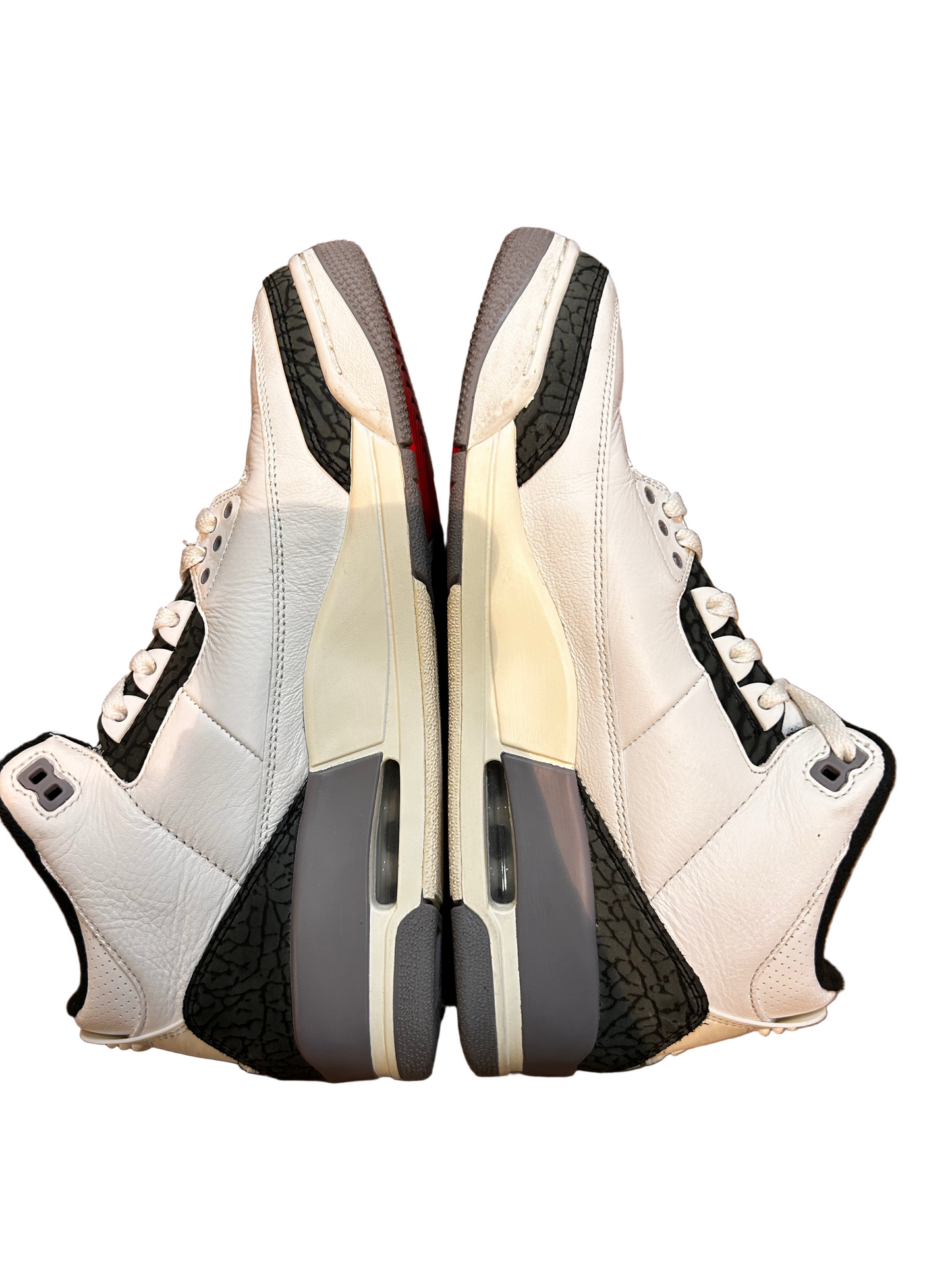 Preowned Jordan 3 Retro Cement Grey