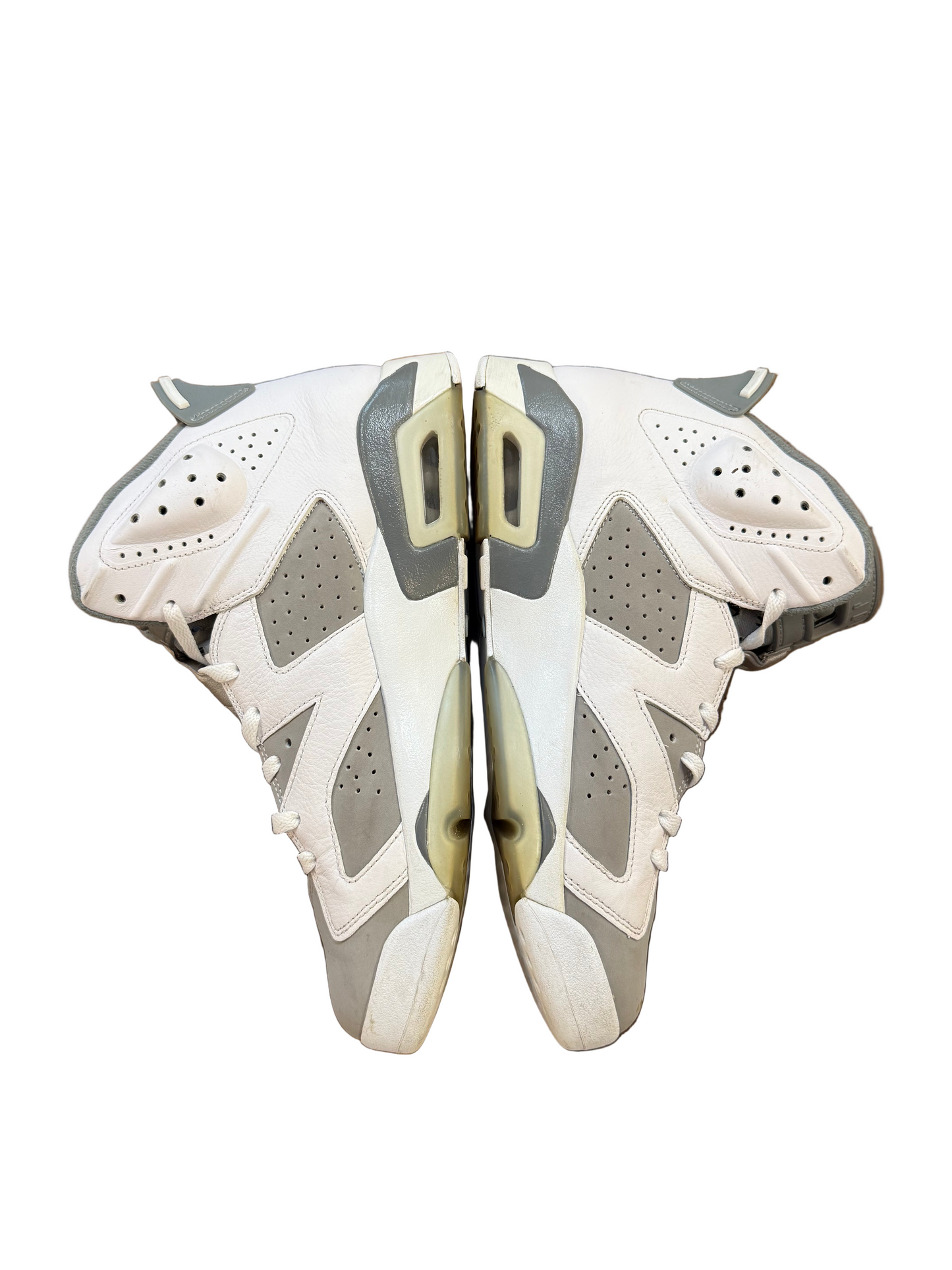 Preowned Jordan 6 Retro Cool grey